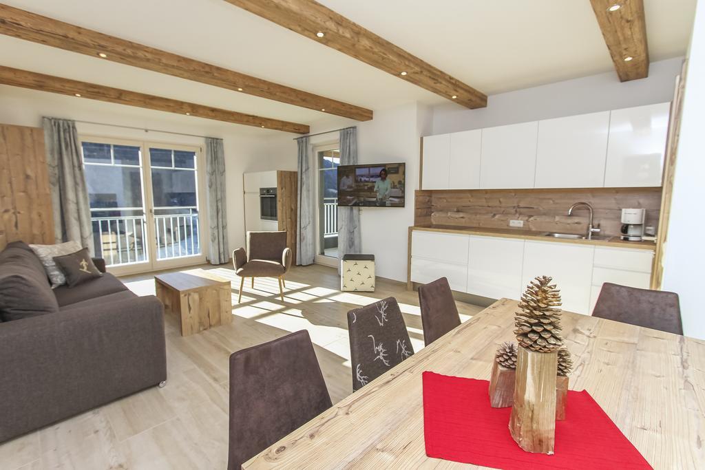 Eberharthof Apartment ซาลบาคฮินเทอร์เกลมม์ ภายนอก รูปภาพ