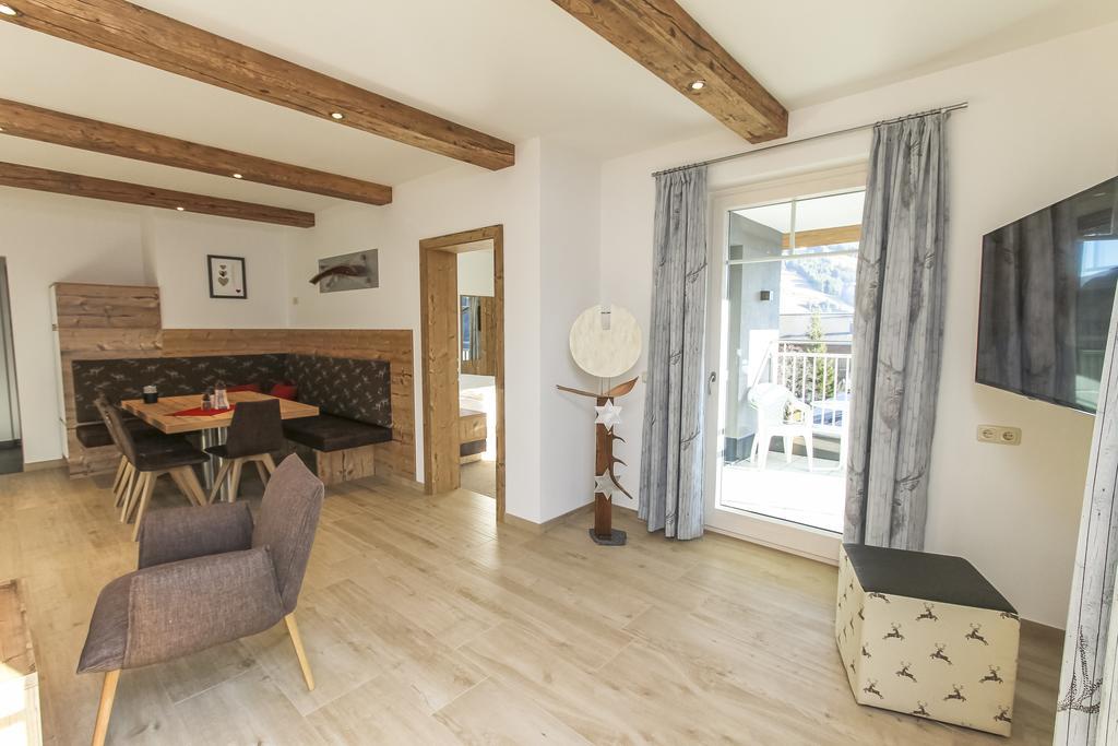 Eberharthof Apartment ซาลบาคฮินเทอร์เกลมม์ ภายนอก รูปภาพ